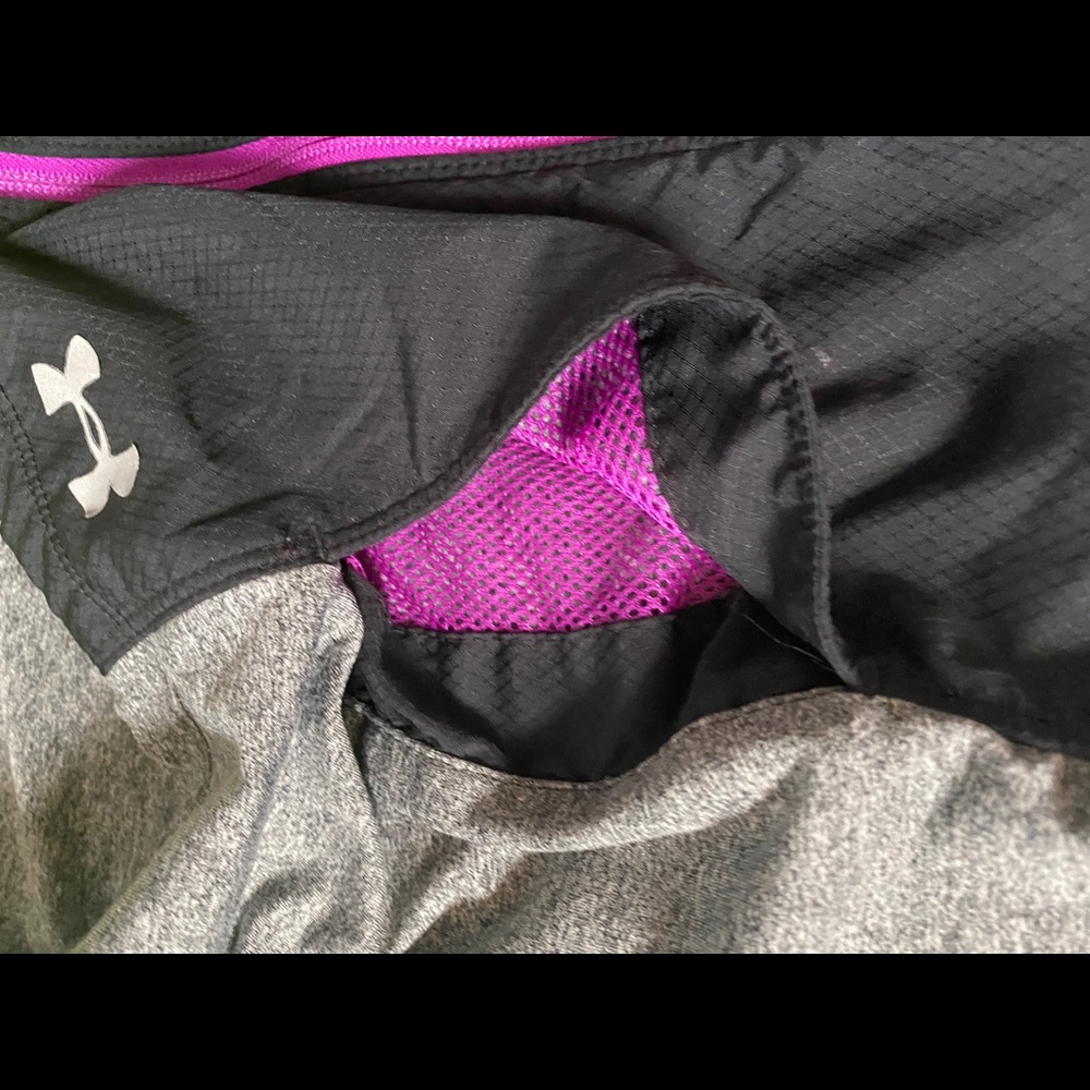 Under Armour Jacket - Picture 5 of 7